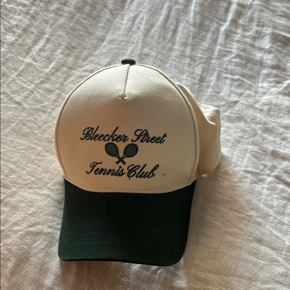 Bleecker st hat